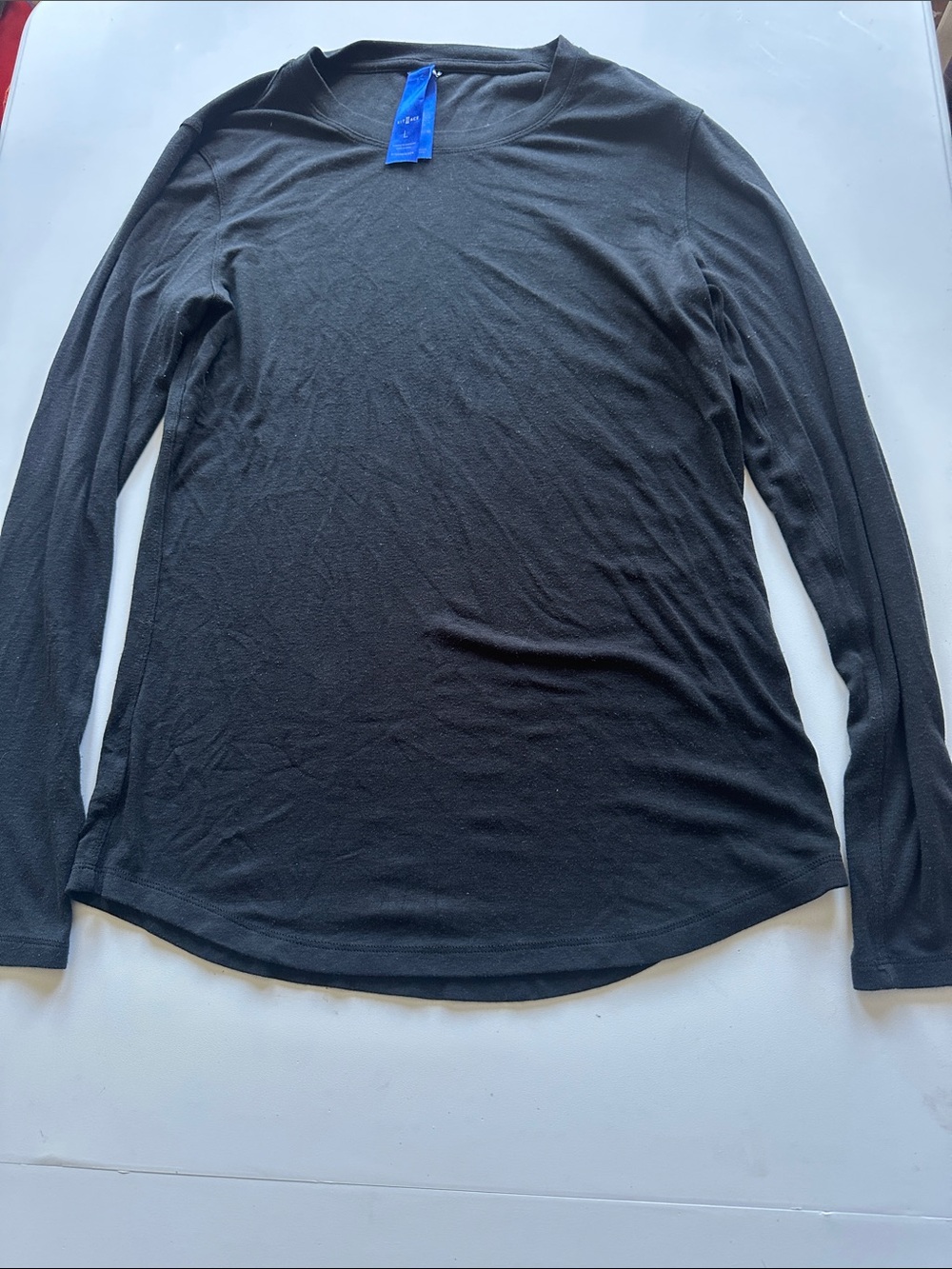 S—UNISEX Kit and Ace Black Long-Sleeve Crewneck Shirt